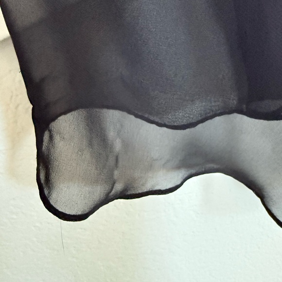 NEW XS/S VERY SEXY Plunge Ruffle Robe Kimono Long Studded - Picture 9 of 10